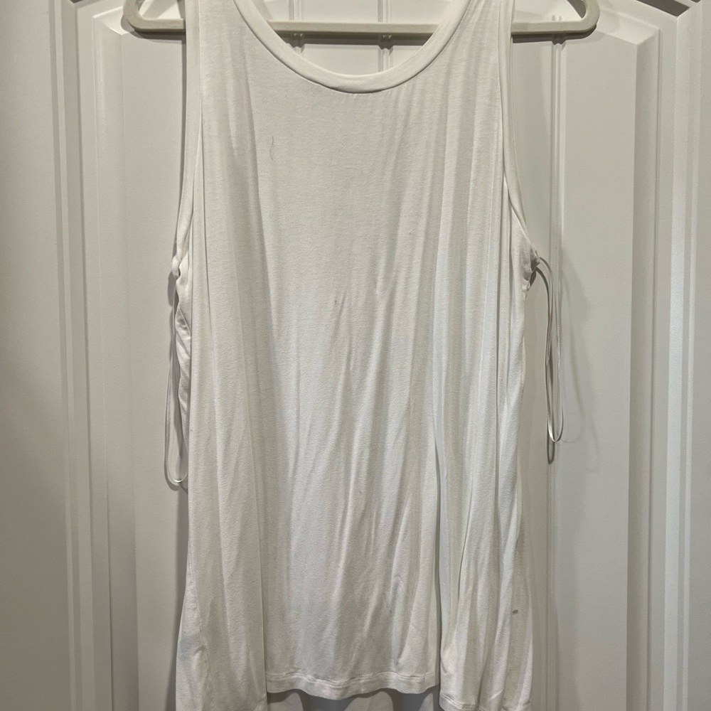 Limited White Ruffle Tank - Picture 2 of 4
